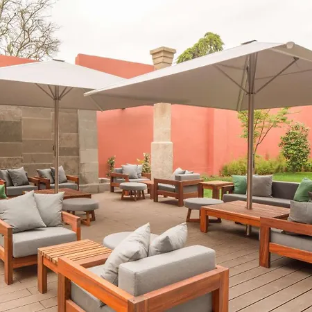 Готель Nh Jardim 4*